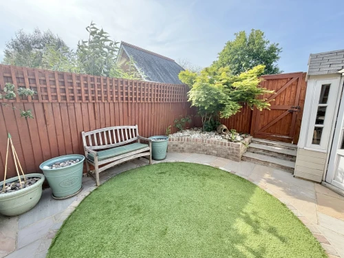Semi-Detached House Main Photo