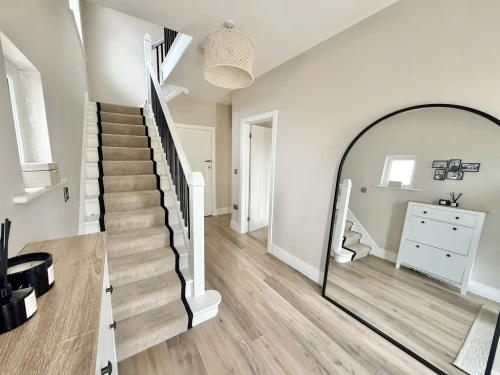 Detached House Main Photo