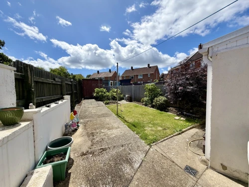 Semi-Detached Bungalow Main Photo