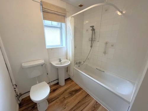 Detached Bungalow Main Photo