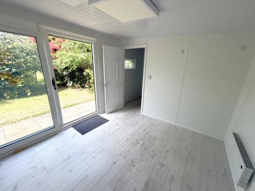 Detached Bungalow Main Photo
