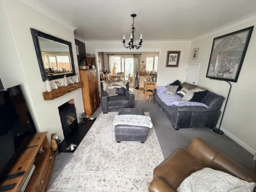 Mid Terraced House Main Photo