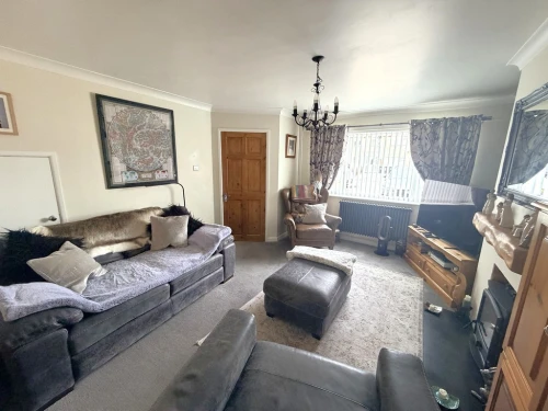 Mid Terraced House Main Photo
