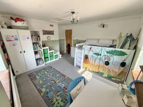 Semi-Detached House Main Photo
