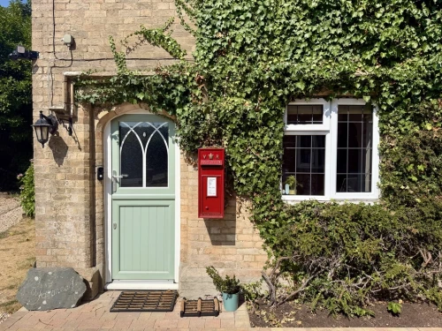 Semi-Detached House Main Photo