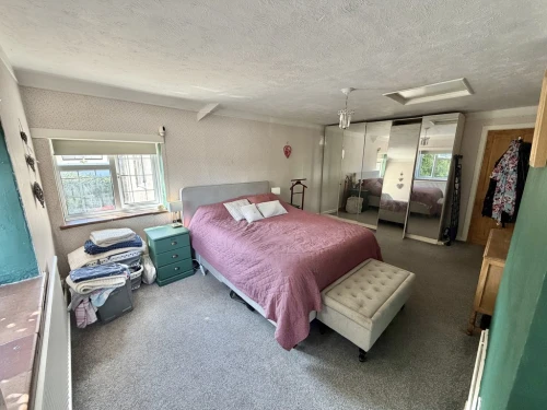 Semi-Detached House Main Photo