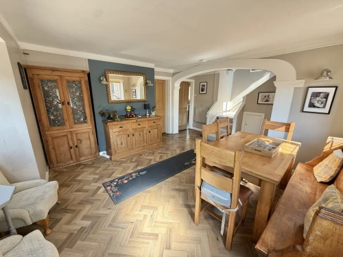 Semi-Detached House Main Photo