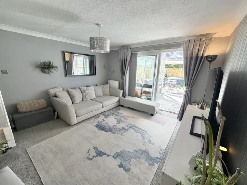 End Terraced House Main Photo
