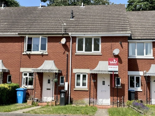 Mid Terraced House Main Photo