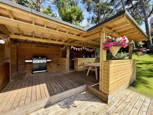 Detached House Main Photo