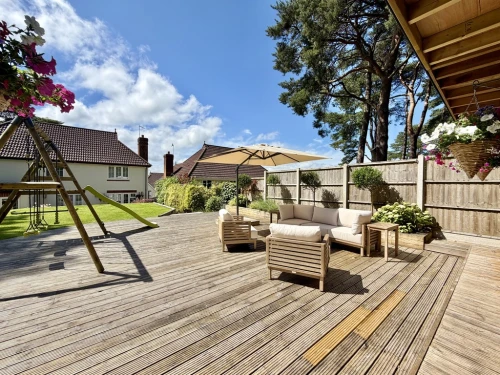 Detached House Main Photo