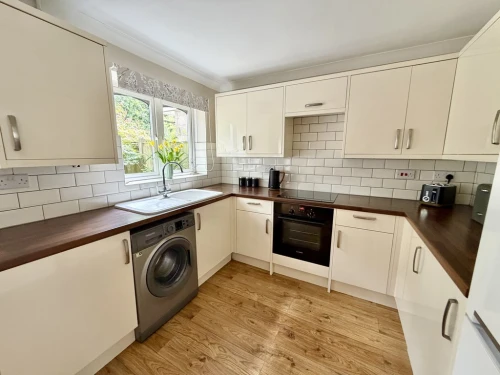 Semi-Detached House Main Photo