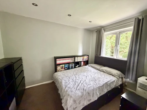 Semi-Detached House Main Photo