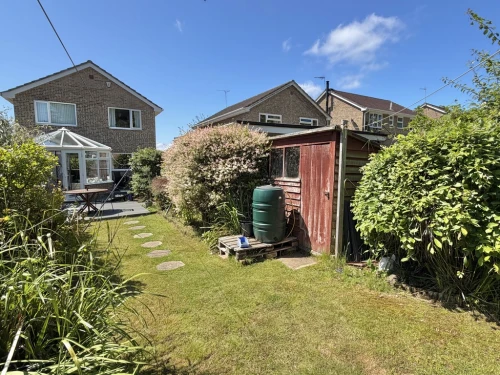 Detached House Main Photo