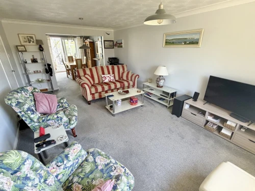Detached House Main Photo