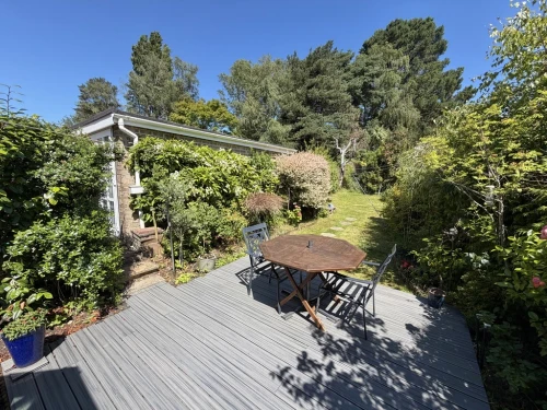 Detached House Photo 4