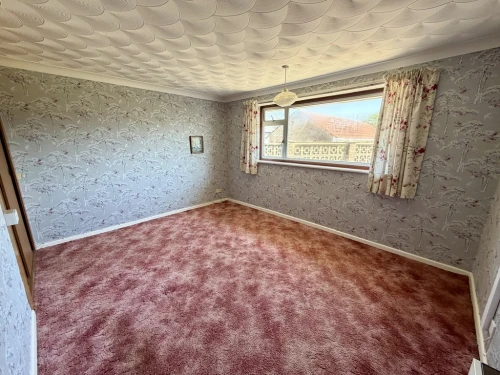 Detached Bungalow Main Photo