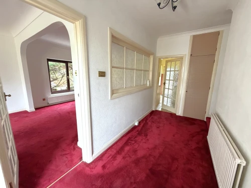 Detached Bungalow Main Photo