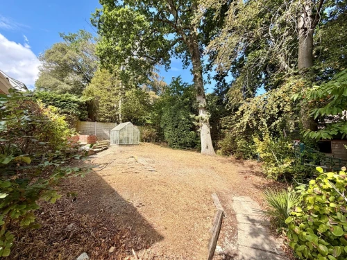 Detached Bungalow Main Photo