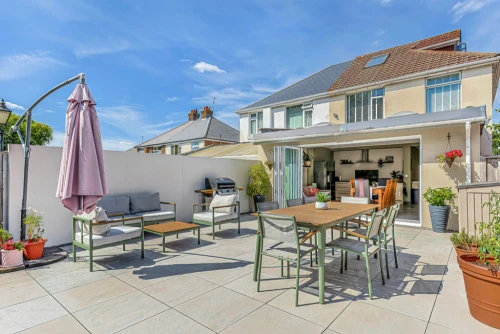 Semi-Detached House Main Photo