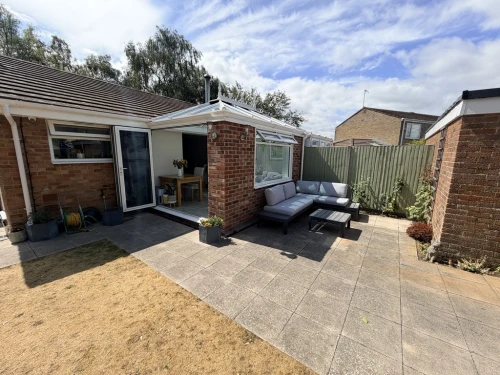Semi-Detached Bungalow Main Photo