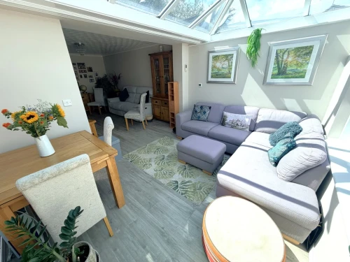 Semi-Detached Bungalow Main Photo