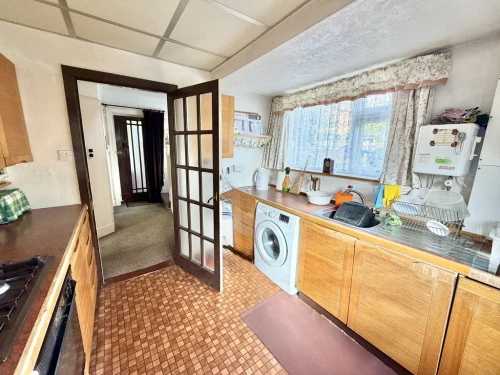 Detached House Main Photo
