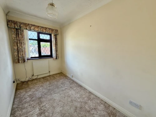 Detached Bungalow Main Photo