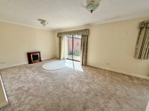 Detached Bungalow Main Photo