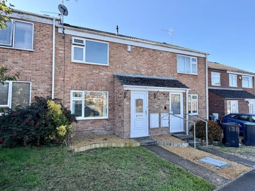 Mid Terraced House Main Photo