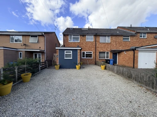 Semi-Detached House Main Photo