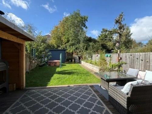Semi-Detached House Main Photo